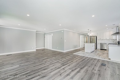 Welcome to 72 Goodall Street, a stunning home in one of Staten - photo 6