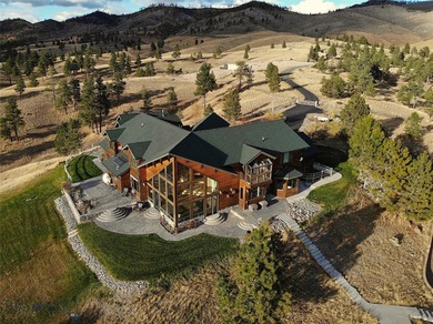 There are plenty of luxury homes. There are very few places - photo 6