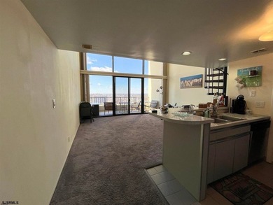 EXCEPTIONAL SOUTHSIDE PENTHOUSE OPPORTUNITY Experience elevated - photo 7