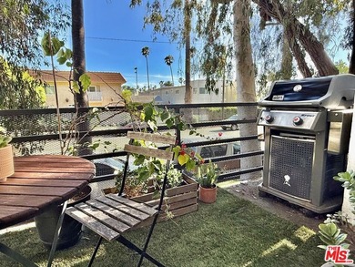 Experience the best of coastal living in Venice Beach. This - photo 8