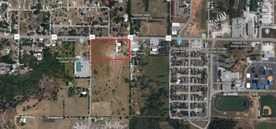 Prime commercial property in fast developing Hollister, MO. Four - photo 3