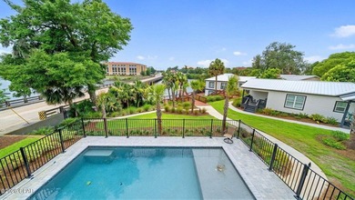 Waterfront masterpiece with deep water access to the Bay and the - photo 8