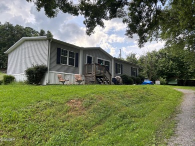 Lake Home For Sale in Sevierville, Tennessee