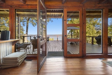 Lake Sam Rayburn Living at Its Best! This beautifully updated - photo 9