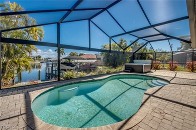 Prime Intersecting Canal Views with Walkable Cape Harbour - photo 3