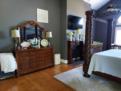 Look at the pictures as this one is hard to explain. Upscale - photo 3