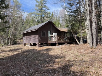 Seller has cleaned out ALL the contents! The 2004 cottage is a - photo 5