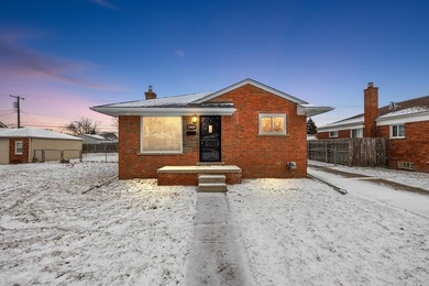 Lake Saint Clair Home For Sale in Saint Clair Shores Michigan