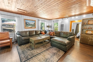 Experience the charm of a nearly century-old Big Bear cabin-full - photo 12