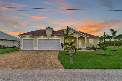 Cape Coral Lakes Area Home For Sale in Cape Coral Florida