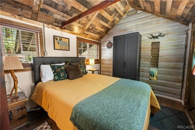 Experience the charm of a nearly century-old Big Bear cabin-full - photo 26