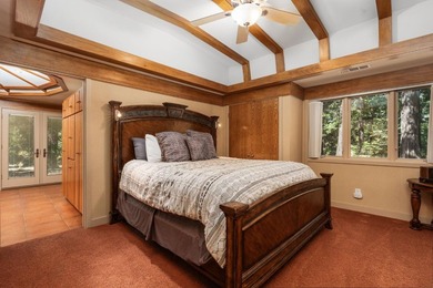 Experience the perfect blend of rustic elegance and contemporary - photo 32