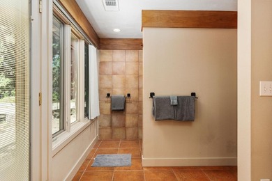 Experience the perfect blend of rustic elegance and contemporary - photo 39