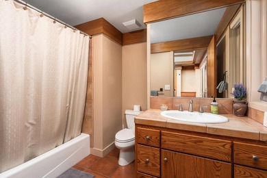 Experience the perfect blend of rustic elegance and contemporary - photo 43