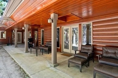 Experience the perfect blend of rustic elegance and contemporary - photo 49