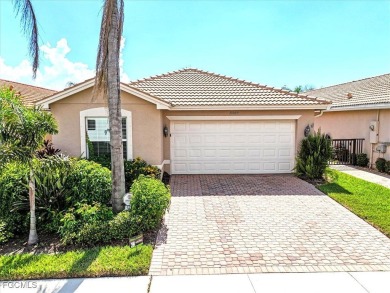 Lake Home For Sale in Fort Myers, Florida