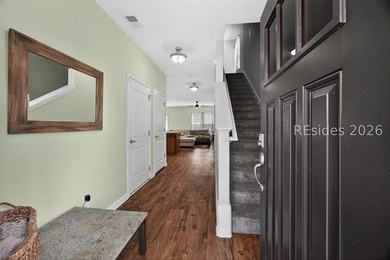 Palmetto Pointe Townes, 3-bedroom 2.5 bath, single-family home - photo 4