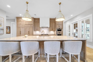 Welcome to the exclusive neighborhood of Island Green, located - photo 12