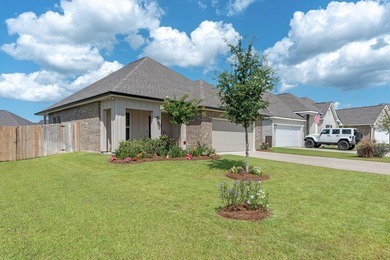 Welcome to 160 Hydrangea Boulevard in the desirable Bluffs at - photo 2