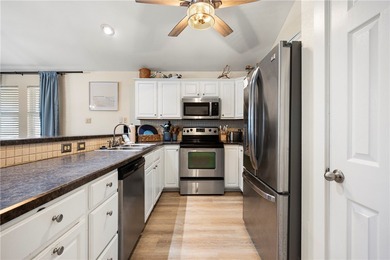 A fully furnished 3-bedroom, 2-bathroom residence is ready for - photo 13