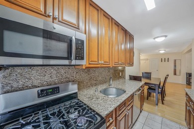 Welcome to The Boulevard Apartments-one of Forest Hills' most - photo 13