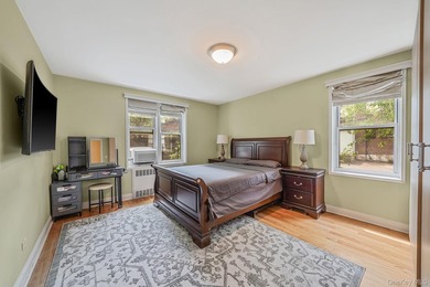 Welcome to The Boulevard Apartments-one of Forest Hills' most - photo 15