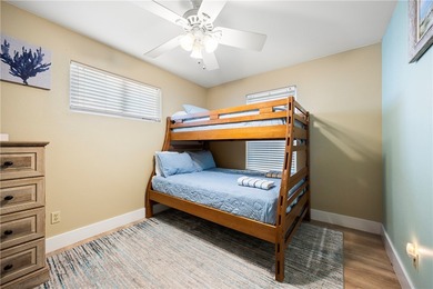 A fully furnished 3-bedroom, 2-bathroom residence is ready for - photo 20