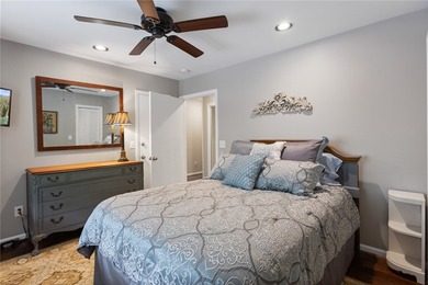 Discover the perfect Lake Keowee retreat. This stunning - photo 21