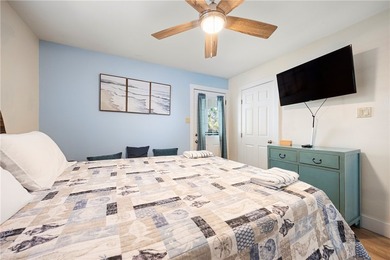 A fully furnished 3-bedroom, 2-bathroom residence is ready for - photo 23