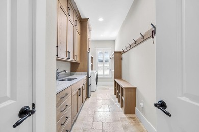 Welcome to the exclusive neighborhood of Island Green, located - photo 30