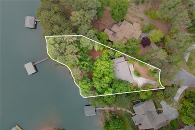 Discover the perfect Lake Keowee retreat. This stunning - photo 30
