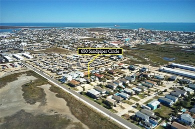 A fully furnished 3-bedroom, 2-bathroom residence is ready for - photo 35