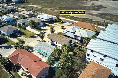 A fully furnished 3-bedroom, 2-bathroom residence is ready for - photo 36