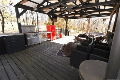 A Touch of Modern - Fully Furnished & Remodeled Near Lake - photo 40