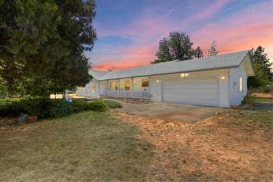 Lake Home For Sale in Selma, Oregon