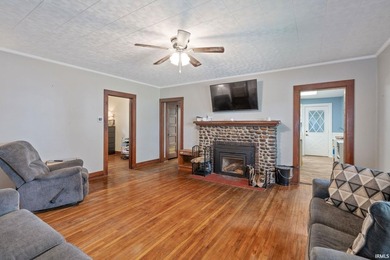 Enjoy lake living with this well-maintained 3-bedroom - photo 10