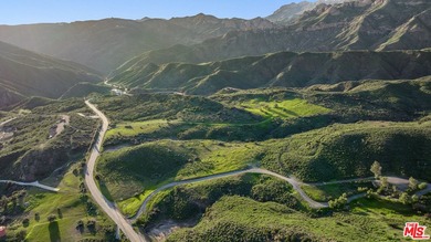 An extraordinary opportunity to acquire 100 pristine acres - photo 15