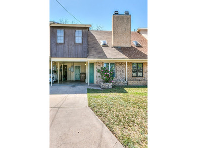 Fresh updates and a low-maintenance lifestyle make 3514 Juanita - photo 19