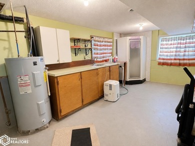 Welcome to 12149 Overturf Drive, Moravia, IA, located in the - photo 24