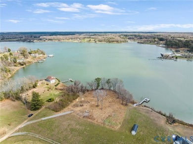 Rare opportunity to build on a 1.3-acre waterfront homesite in - photo 9
