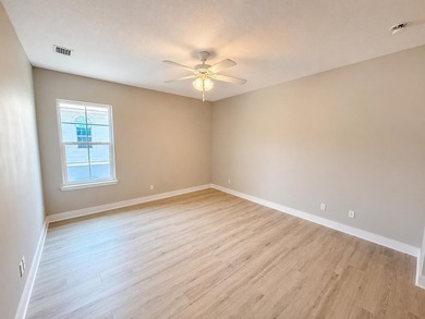 Live the coastal lifestyle in this remarkable 3 bedroom 3.5 - photo 8