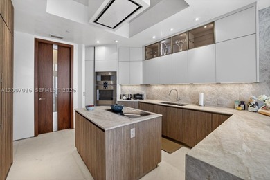 A TRUE *WOW* RESIDENCE IN THE SKY - WILLIAMS ISLAND PENTHOUSE #1 - photo 9