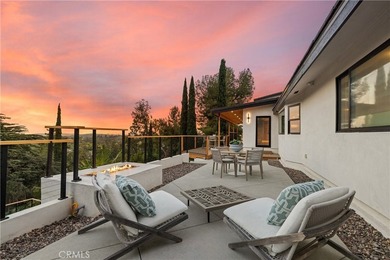 Breathtaking. Absolutely stunning. Two separate houses, but far - photo 5