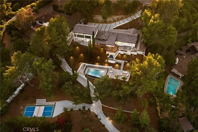 Breathtaking. Absolutely stunning. Two separate houses, but far - photo 10