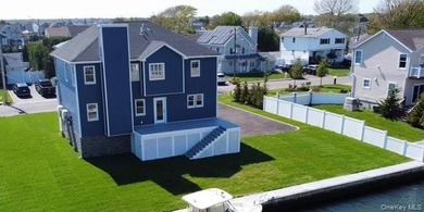 One of a kind waterfront new construction offering 4 bedrooms - photo 7