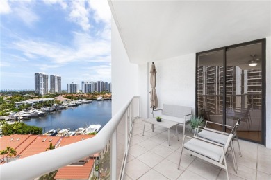 Golden Isles Lakes Area Condo For Sale in Aventura Florida