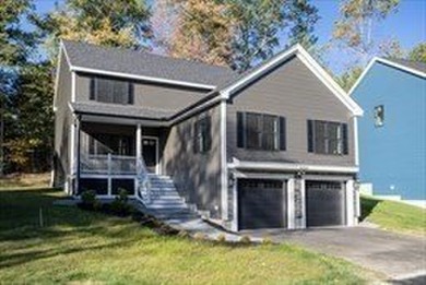 Lake Home For Sale in Marlborough, Massachusetts