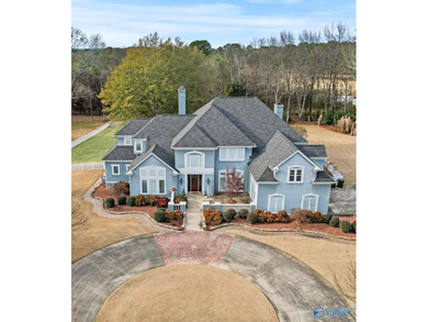 Wheeler Lake Home For Sale in Decatur Alabama