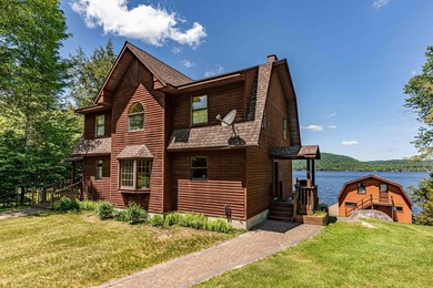 Set on 107 feet of pristine, sandy-bottom frontage along Fourth - photo 8