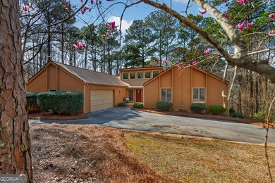 West Point Lake Home For Sale in Lagrange Georgia